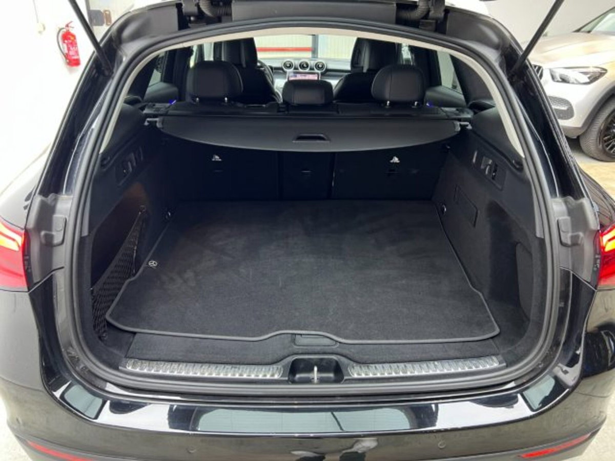 Mercedes-Benz GLC 220 d 4Matic Mild Hybrid AMG Advanced Plus (20)
