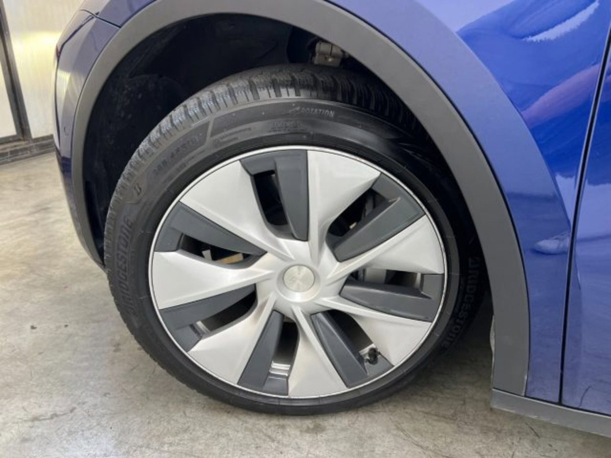 Tesla Model Y Long Range Dual Motor awd (14)