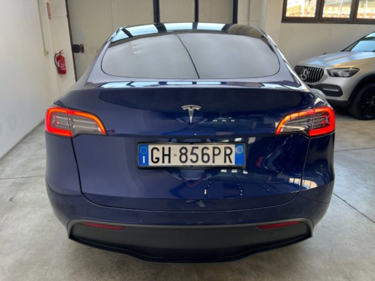 Tesla Model Y Long Range Dual Motor awd (18)
