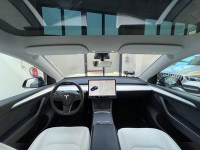Tesla Model Y Long Range Dual Motor awd (5)