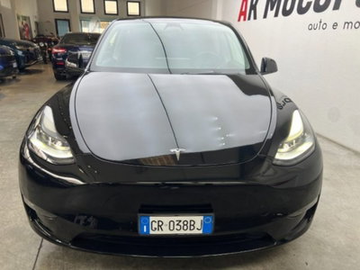 Tesla Model Y Performance awd (4)