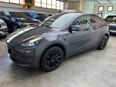 Tesla Model Y Long Range awd (3)