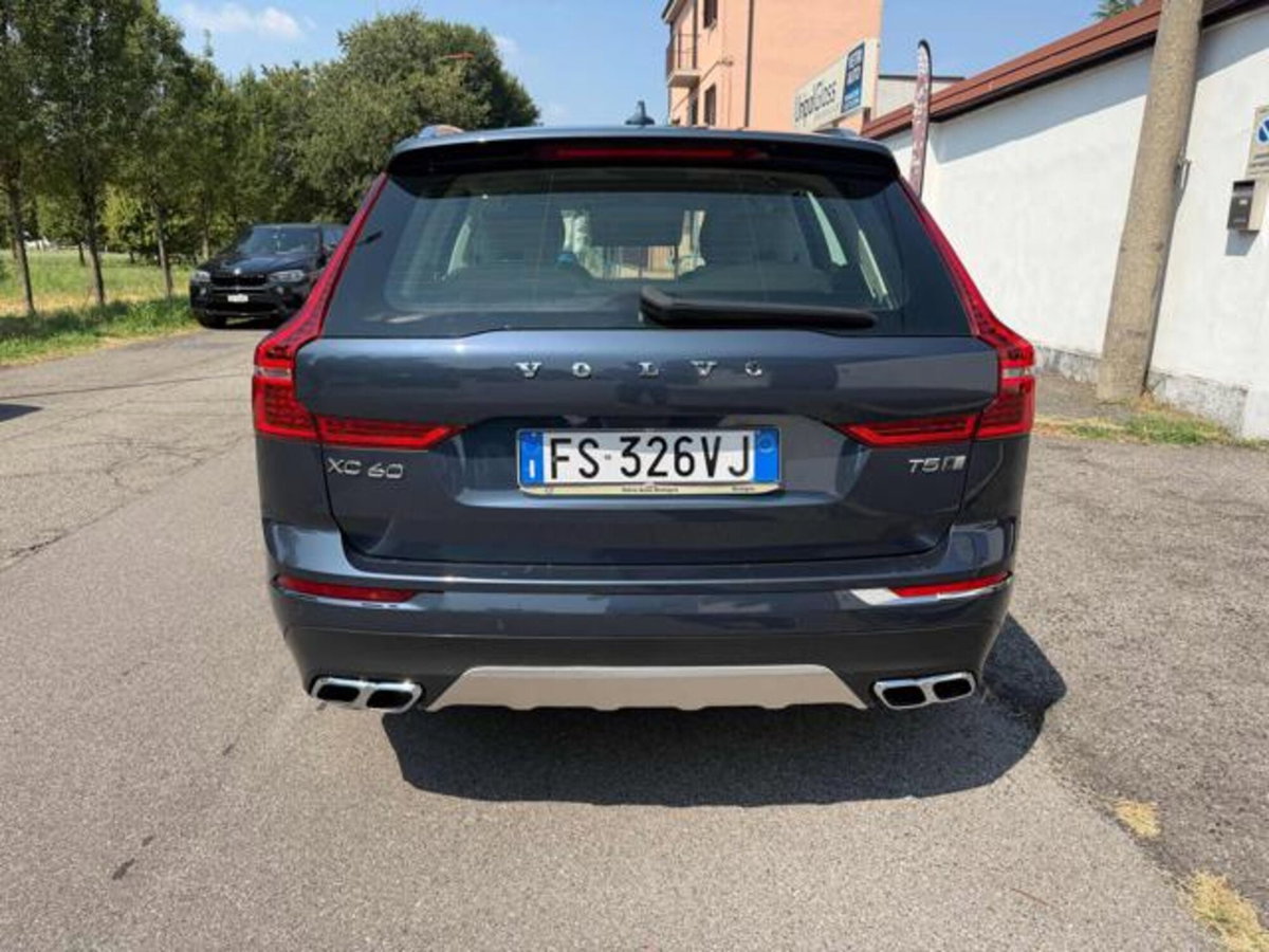 Volvo XC60 T5 Geartronic Business (4)
