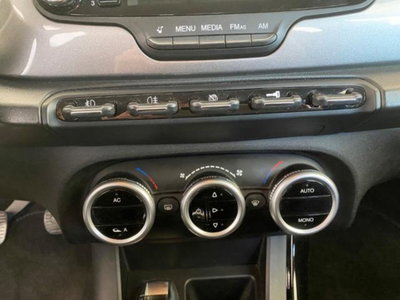 Alfa Romeo Giulietta 1.6 JTDm-2 Exclusive (15)