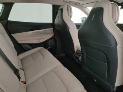 Lynk & Co 08 08 1.5 phev More auto (13)