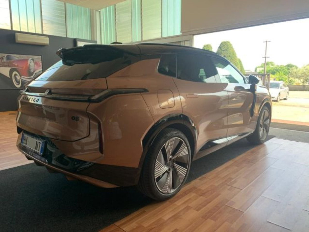 Lynk & Co 08 08 1.5 phev More auto (4)