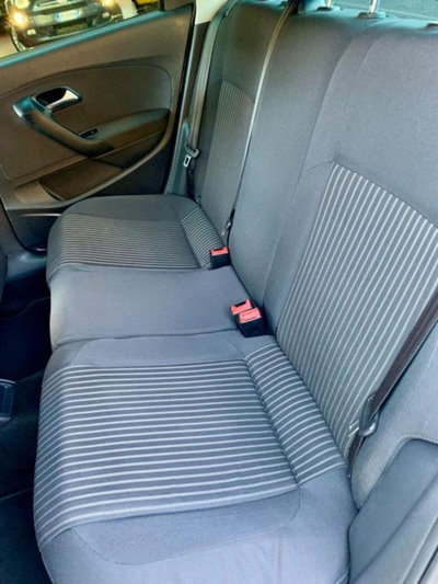 Volkswagen Polo 1.6 TDI 90CV DPF 5 porte Highline (11)