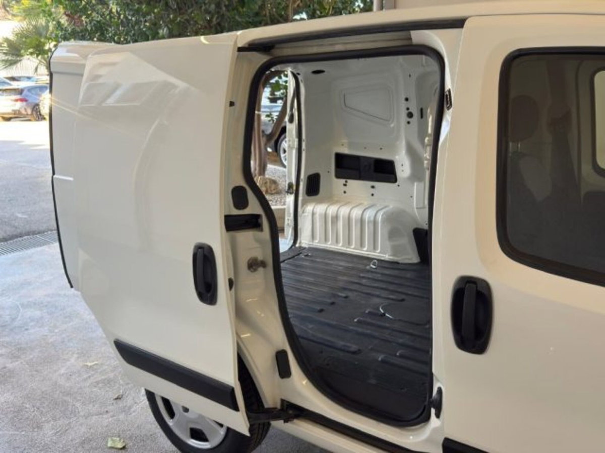 Fiat Fiorino 1.3 MJT 95CV Combinato (14)