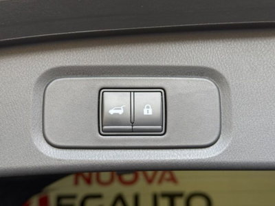 Nissan Qashqai 1.3 mhev Tekna 4wd 158cv xtronic (7)