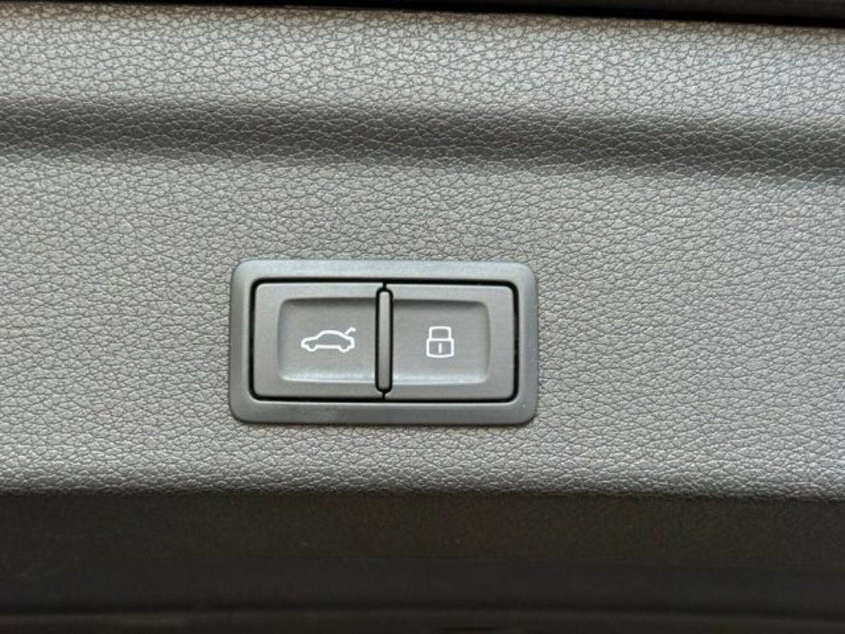 Audi Q3 Sportback 35 TDI quattro S tronic S line edition (18)