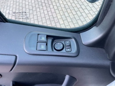 Nissan Interstar Furgone 35 2.3 dCi 180CV PM-TM Tekna Furgone (18)