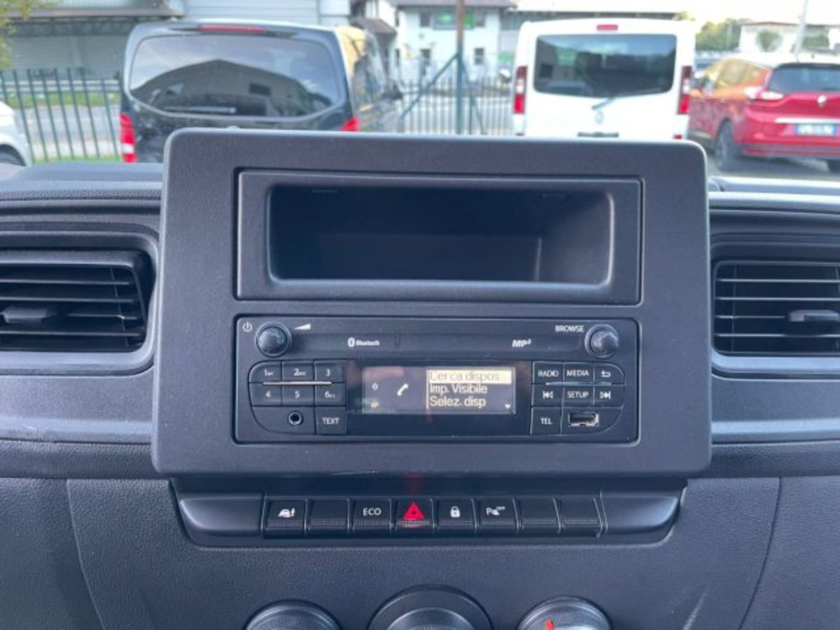 Nissan Interstar Furgone 35 2.3 dCi 180CV PM-TM Tekna Furgone (9)