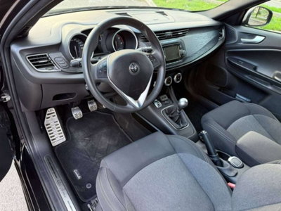 Alfa Romeo Giulietta 1.6 JTDm Giulietta 120cv (11)