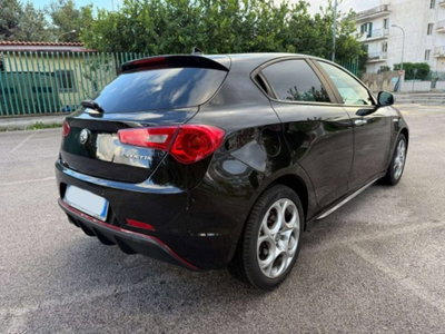 Alfa Romeo Giulietta 1.6 JTDm Giulietta 120cv (6)
