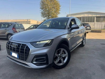 Audi Q5 40 TDI 204 CV quattro S tronic Business (2)