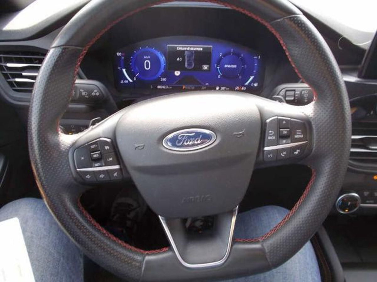 Ford Kuga 1.5 EcoBlue 120 CV aut. 2WD ST-Line X Design (7)