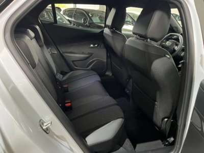 Peugeot 2008 PureTech 100 S&S Allure Navi Pack (14)