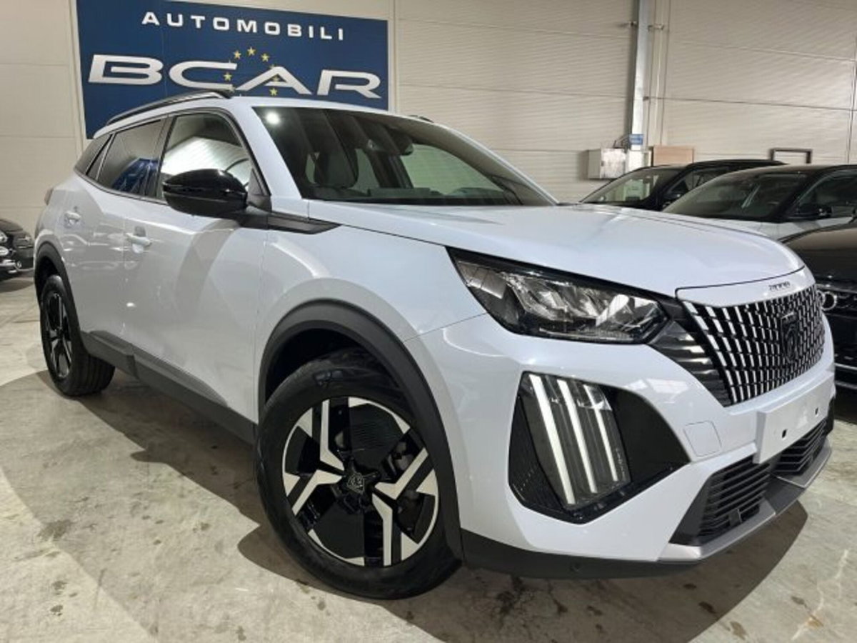 Peugeot 2008 PureTech 100 S&S Allure Navi Pack (3)