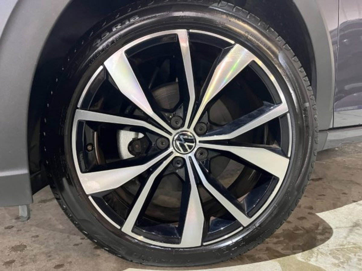 Volkswagen Taigo 1.0 tsi R-Line 115cv dsg (8)