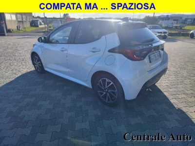 Toyota Yaris Cross 1.5 Hybrid 5p. E-CVT Lounge (4)