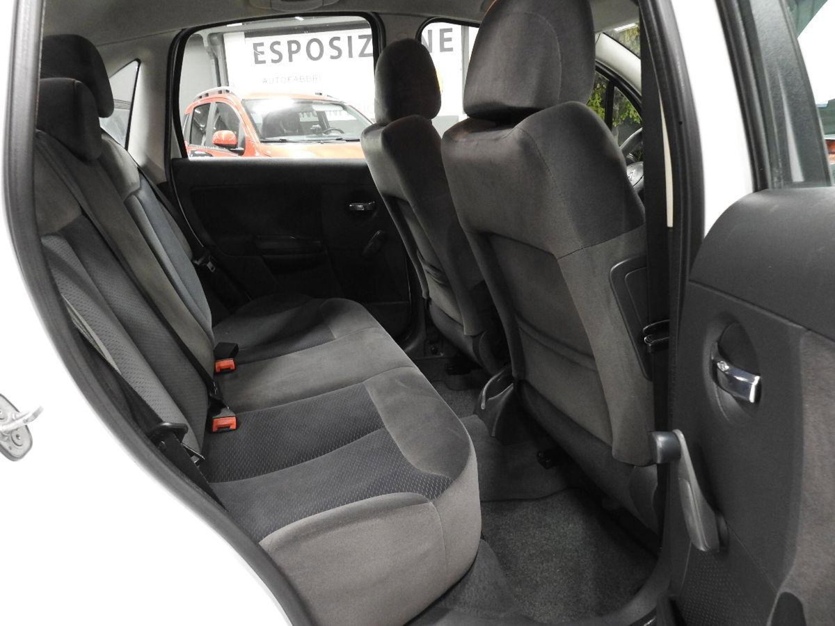 Citroen C3 1.1 airdream Elegance (14)