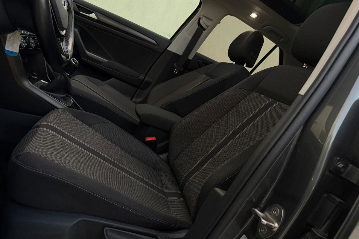 Volkswagen T-Roc 1.0 TSI Style BlueMotion Technology (6)