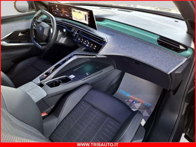 Peugeot 3008 1.2 hybrid 48V GT 136cv e-dcs6 (7)