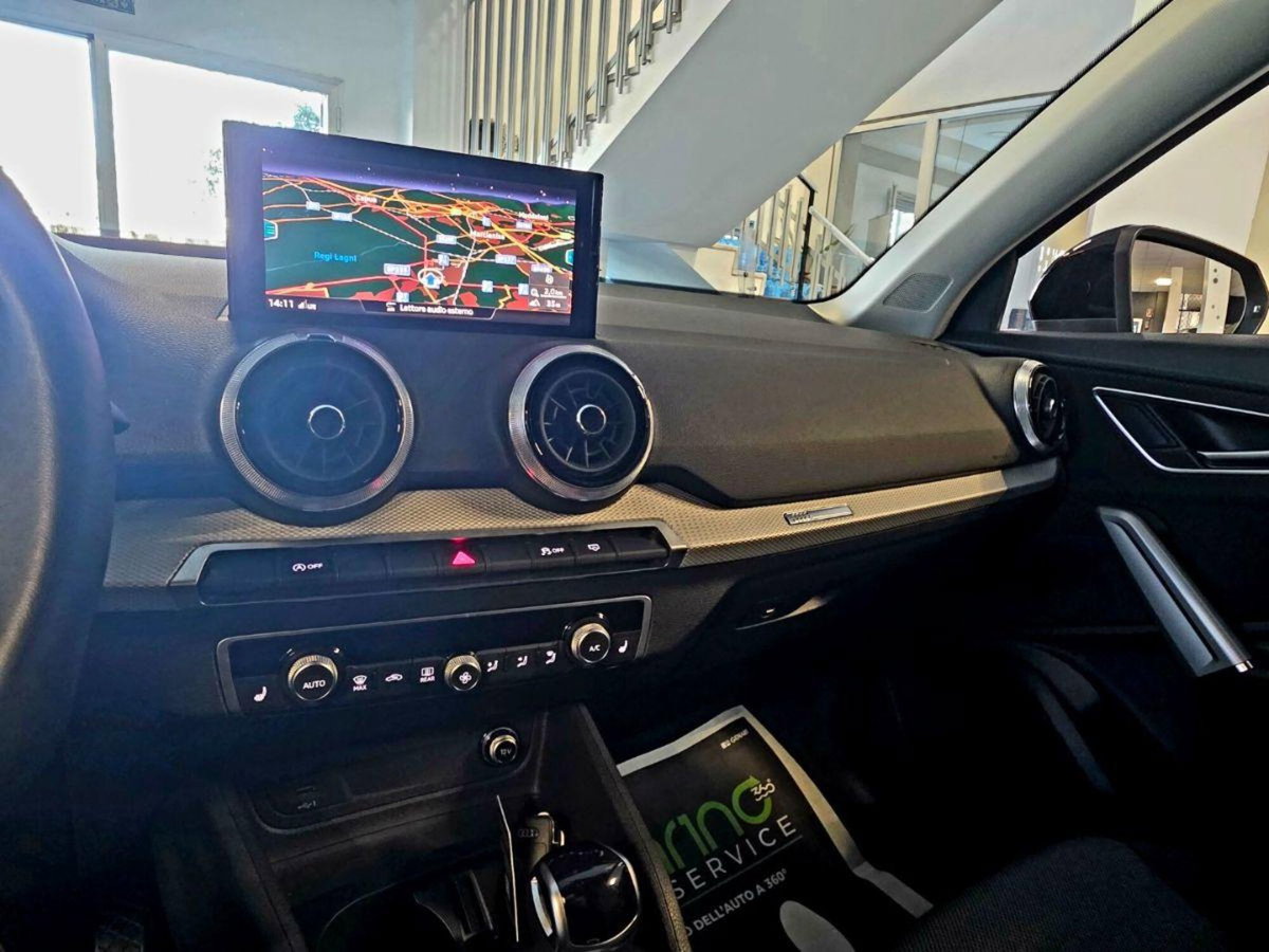 Audi Q2 Q2 30 TDI S tronic S line Edition (17)