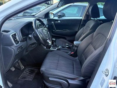 Kia Sportage 1.7 CRDI 2WD Cool (9)