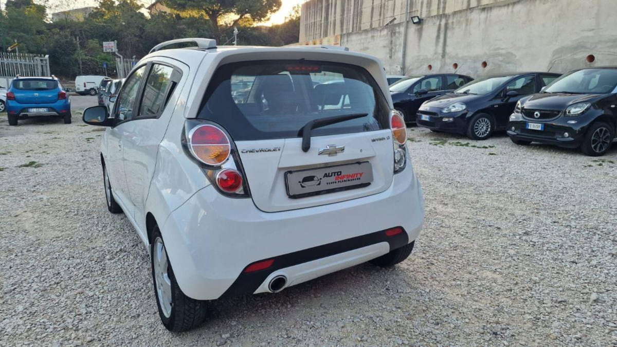 Chevrolet Spark 1.2 LT GPL Eco Logic (5)