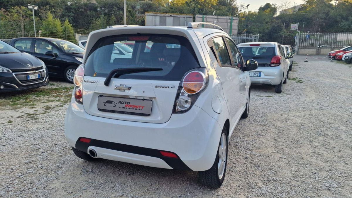Chevrolet Spark 1.2 LT GPL Eco Logic (6)