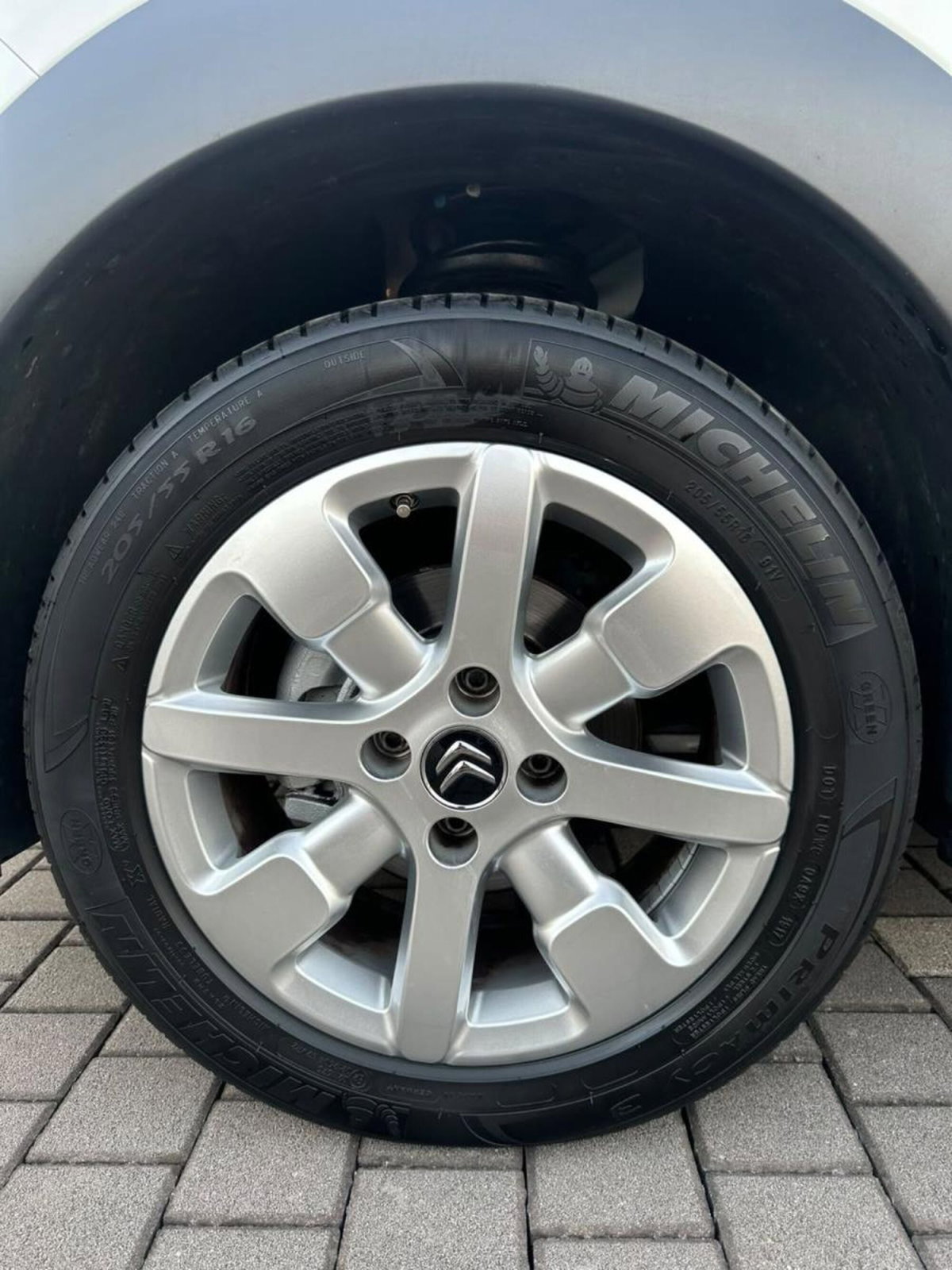 Citroen C4 Cactus PureTech 82 S&S ETG Shine Edition (12)