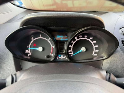 Ford Transit Courier 1.5 TDCi 100CV  Entry (14)