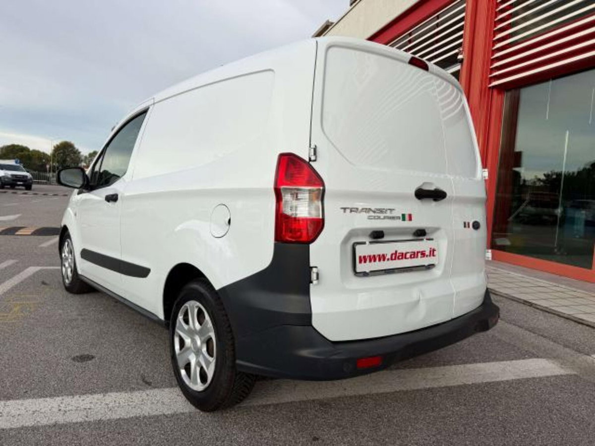 Ford Transit Courier 1.5 TDCi 100CV  Entry (5)