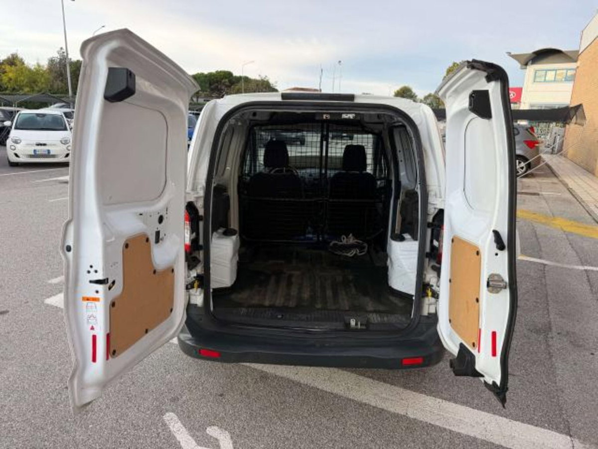 Ford Transit Courier 1.5 TDCi 100CV  Entry (6)