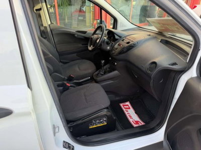 Ford Transit Courier 1.5 TDCi 100CV  Entry (8)