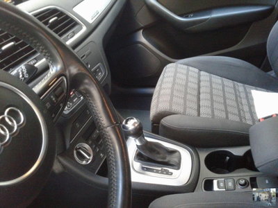 Audi Q3 2.0 TDI 177 CV quattro S tronic Advanced (9)