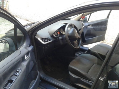 Peugeot 207 8V 75CV 5p. Energie Sport ECO GPL (13)