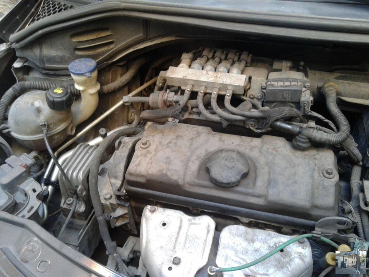 Peugeot 207 8V 75CV 5p. Energie Sport ECO GPL (18)