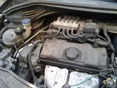 Peugeot 207 8V 75CV 5p. Energie Sport ECO GPL (18)