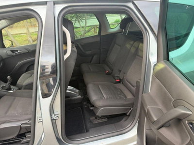 Opel Meriva 1.4 100CV Cosmo (7)