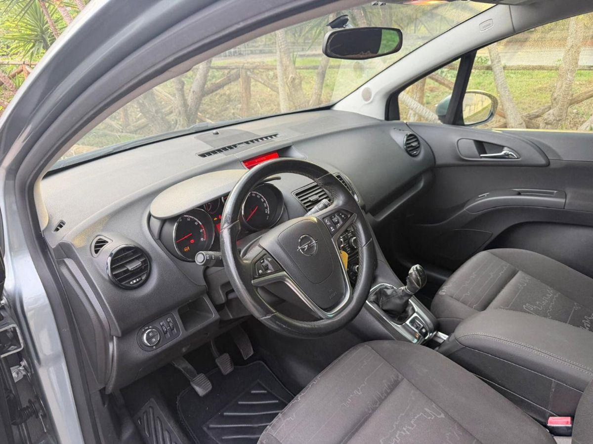Opel Meriva 1.4 100CV Cosmo (8)