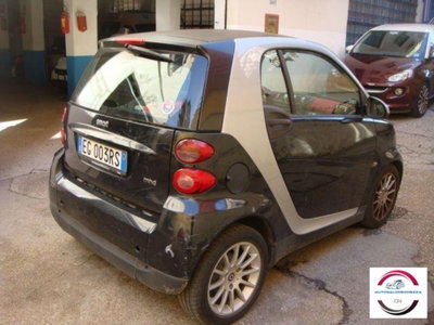 smart Fortwo 1000 52 kW MHD coupé passion (5)