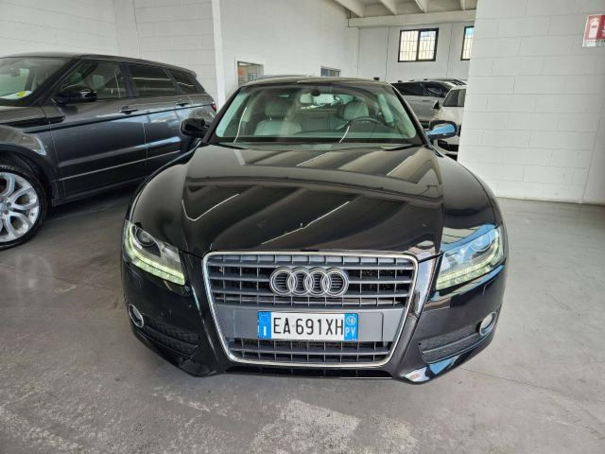 Audi A5 Coupé 1.8 TFSI 160 CV Ambition (2)