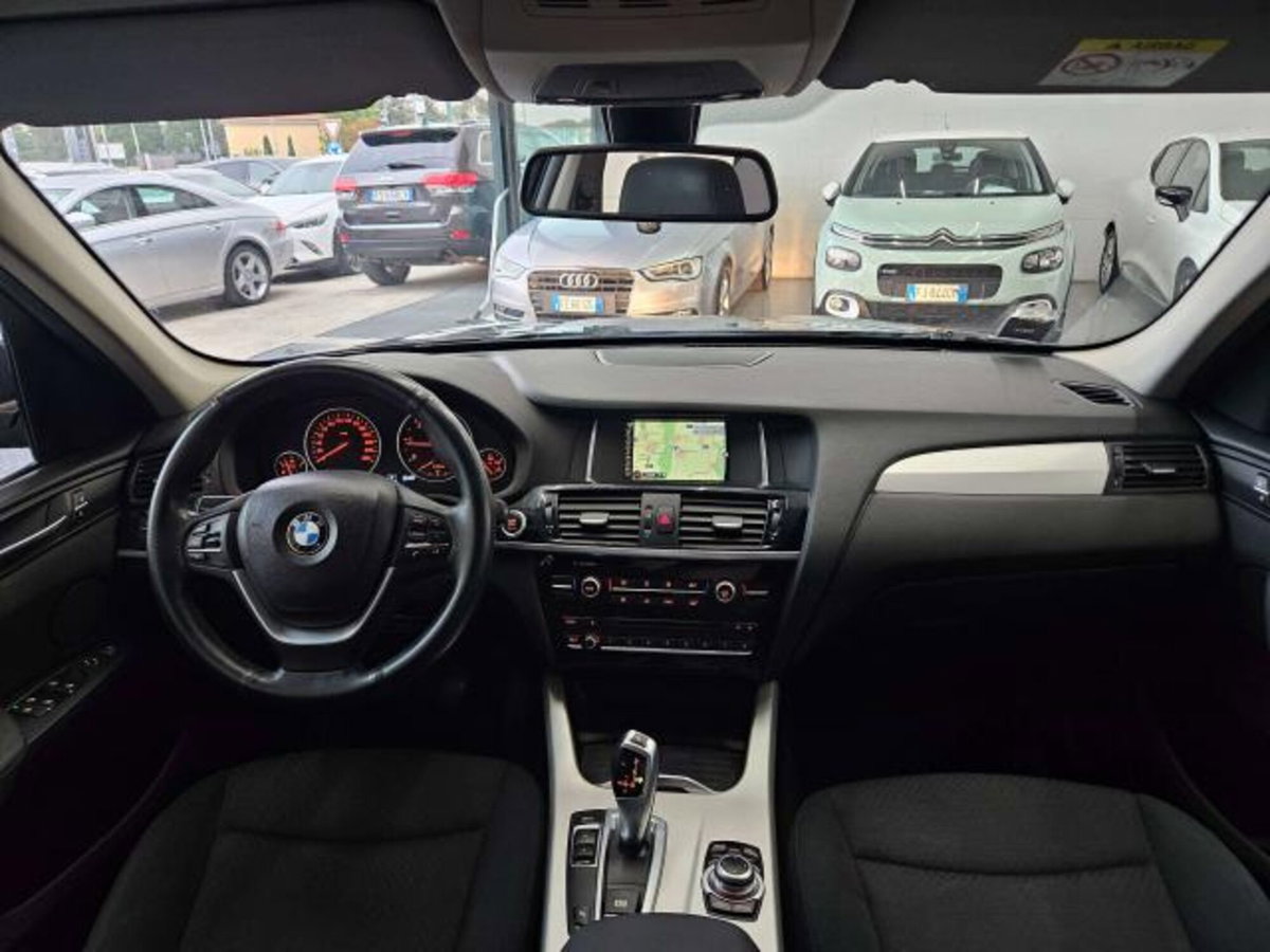 BMW X3 sDrive18d Business aut. (8)