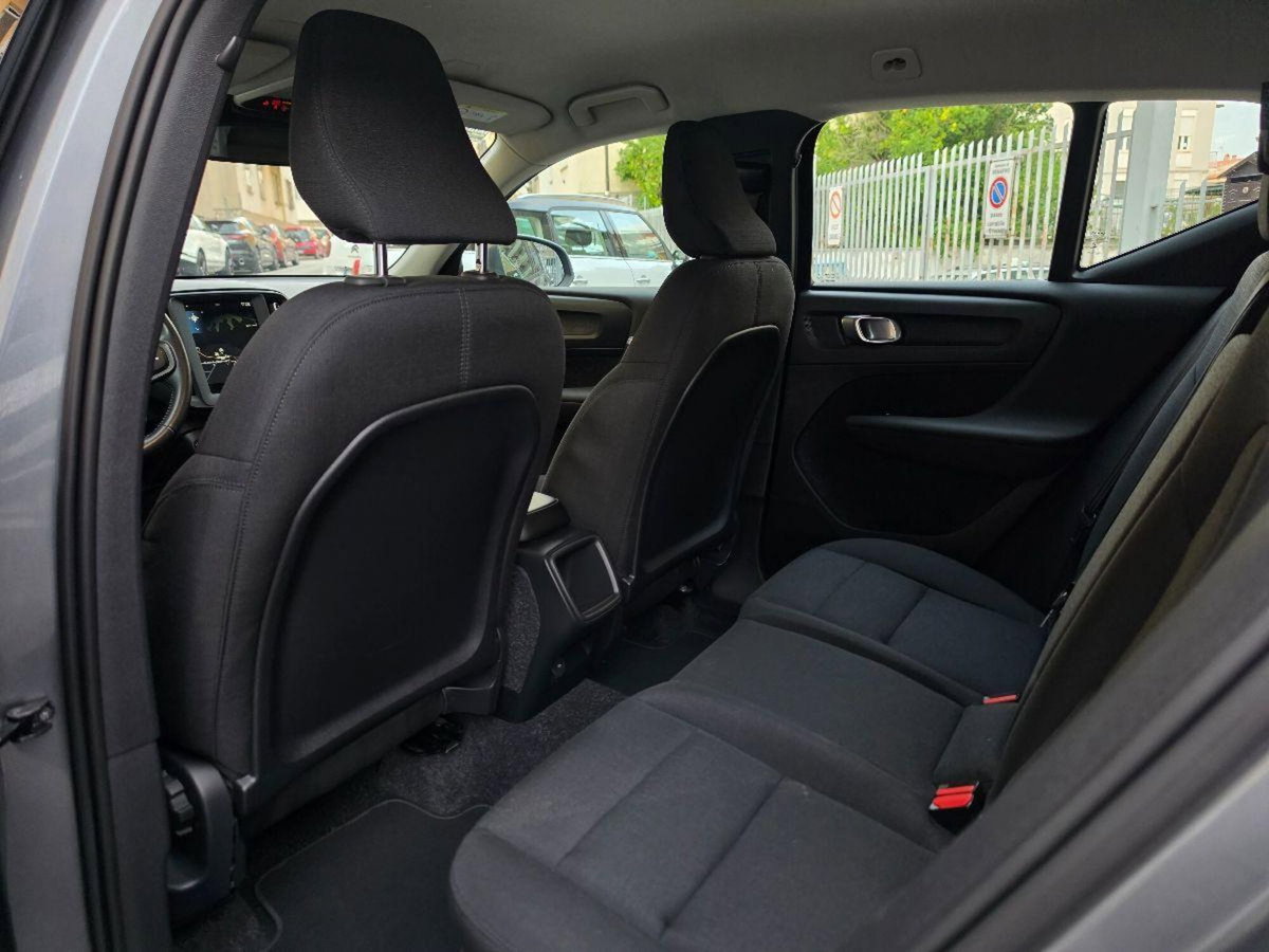 Volvo XC40 D3 (16)