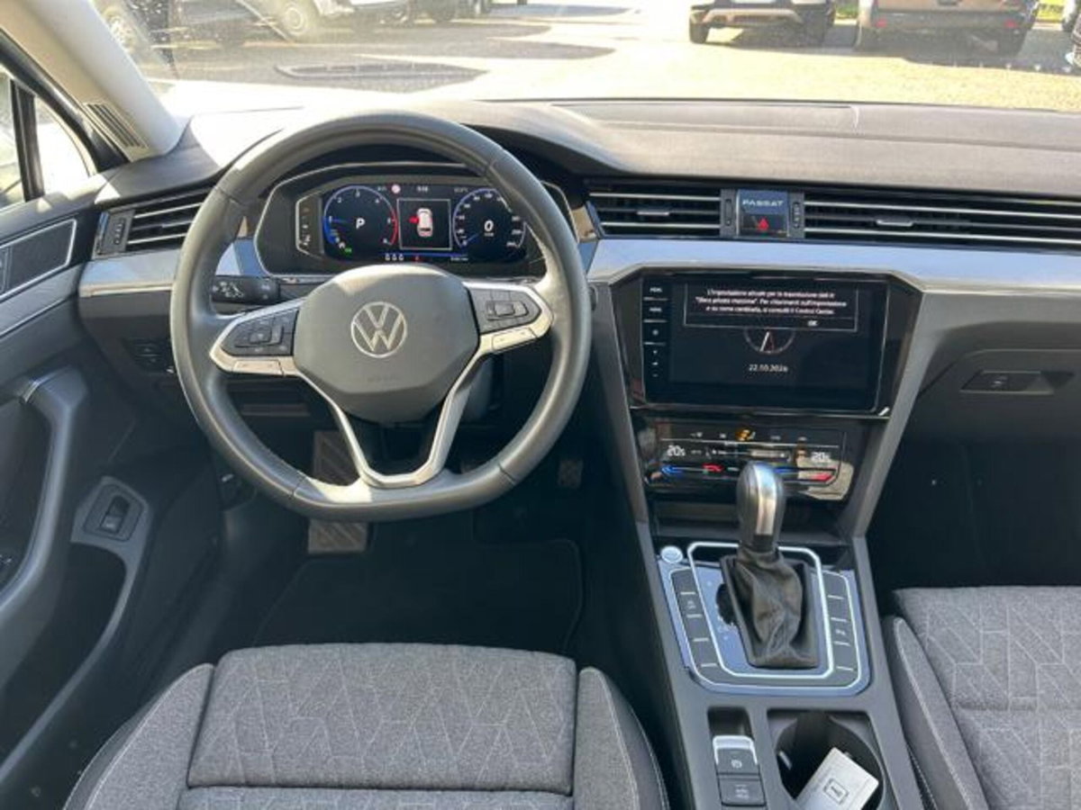 Volkswagen Passat Variant 2.0 TDI SCR EVO DSG Business (7)