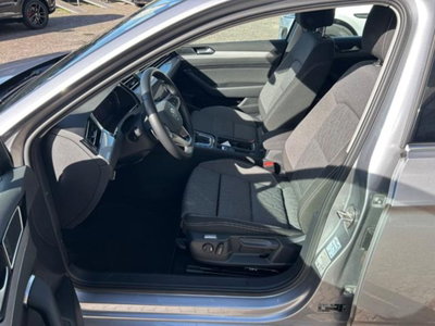 Volkswagen Passat Variant 2.0 TDI SCR EVO DSG Business (8)
