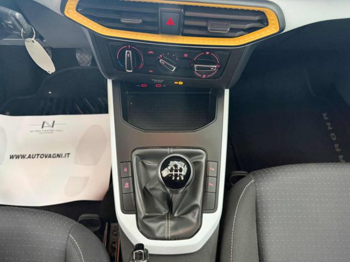 SEAT Arona 1.0 TGI Style (9)