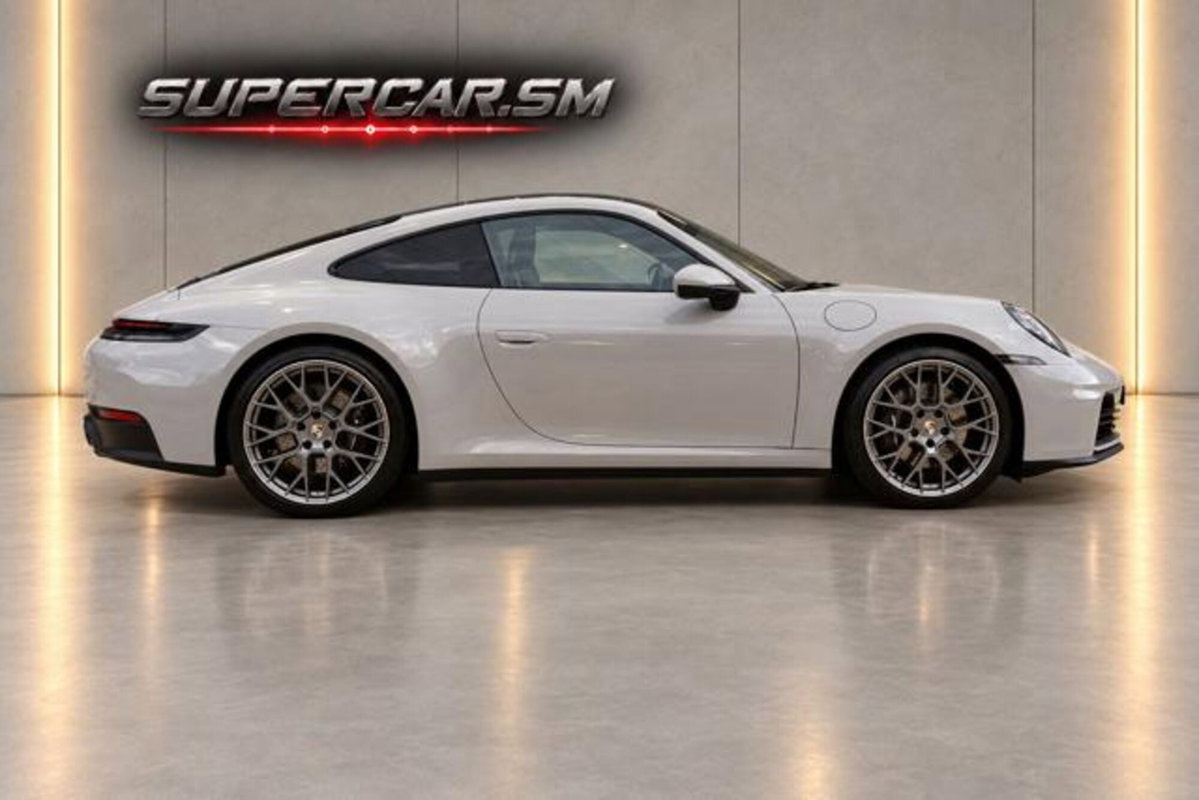 Porsche 911 Coupé Sport Classic (4)